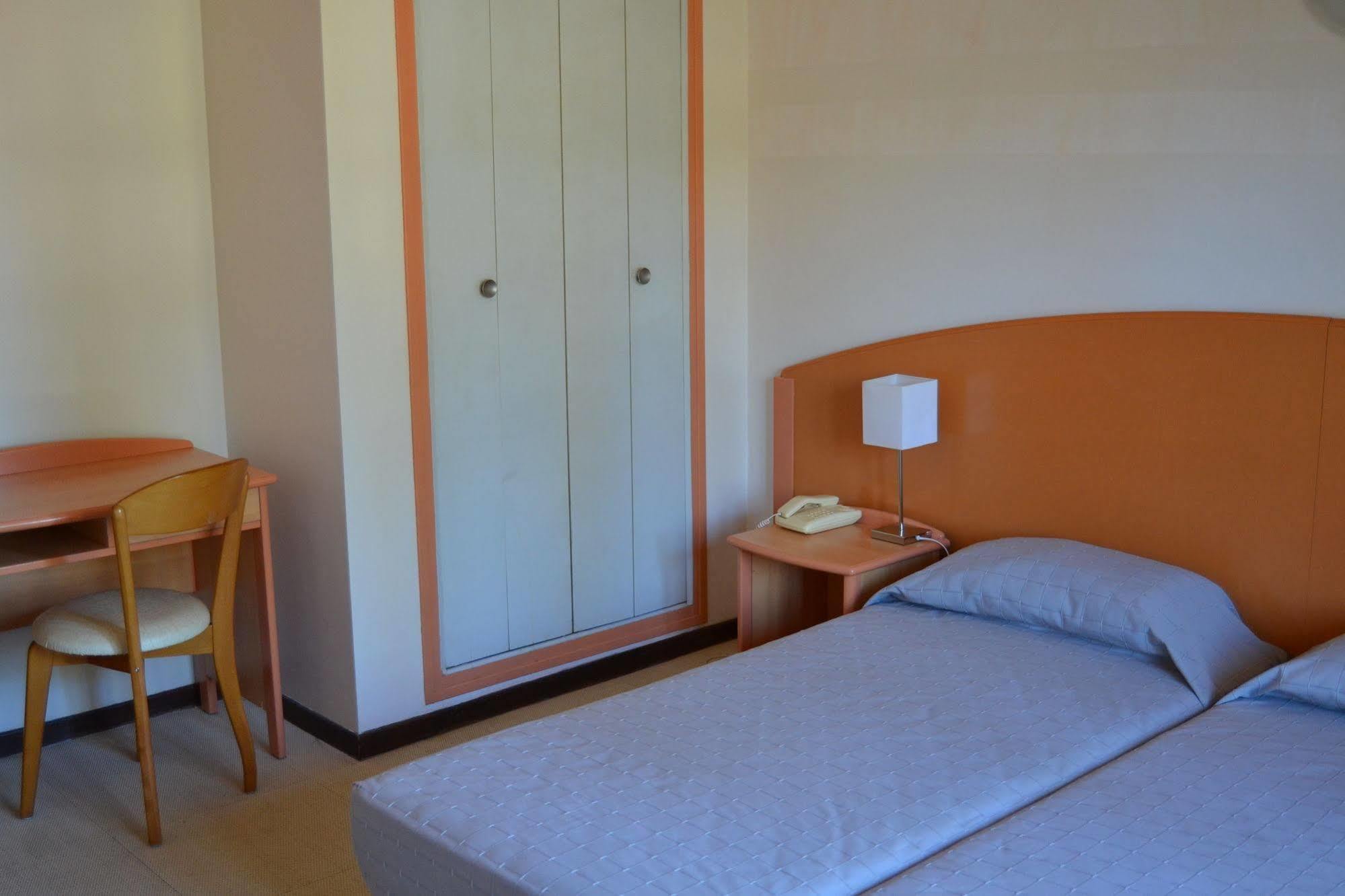Hotel Cyrnea Calvi  Exterior foto